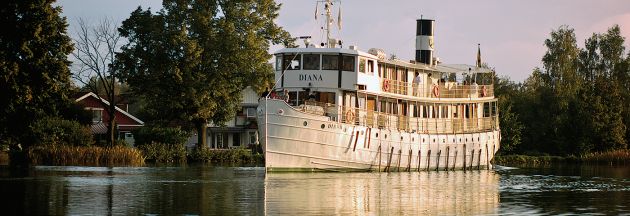 MS Diana auf dem Göta-Kanal